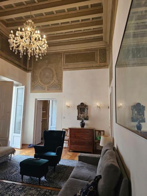 Appartamento Storico Nel Centro Florencia Exterior foto
